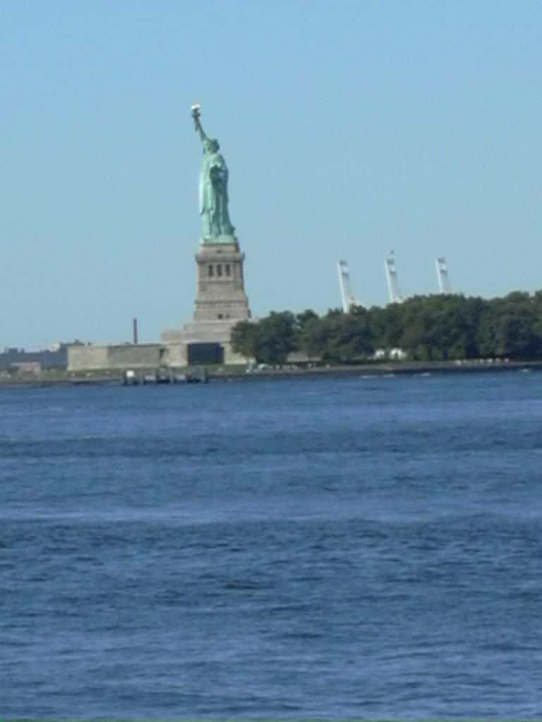 538 Liberty & Ellis Island felé-Liberty Island