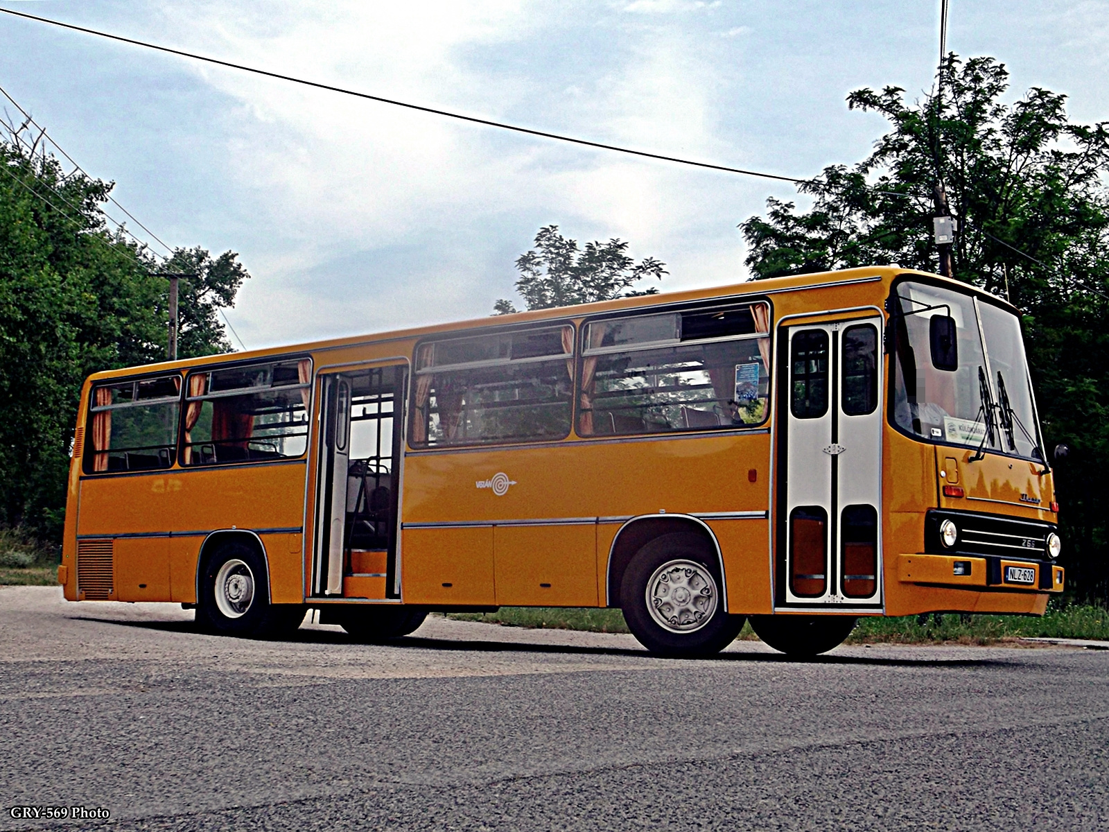 A híres forma - NLZ-628 | Ikarus 266.25