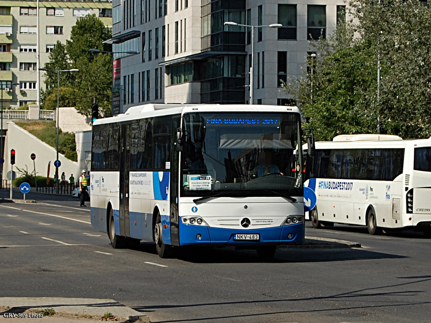 NKV-483 | Mercedes-Benz Intouro