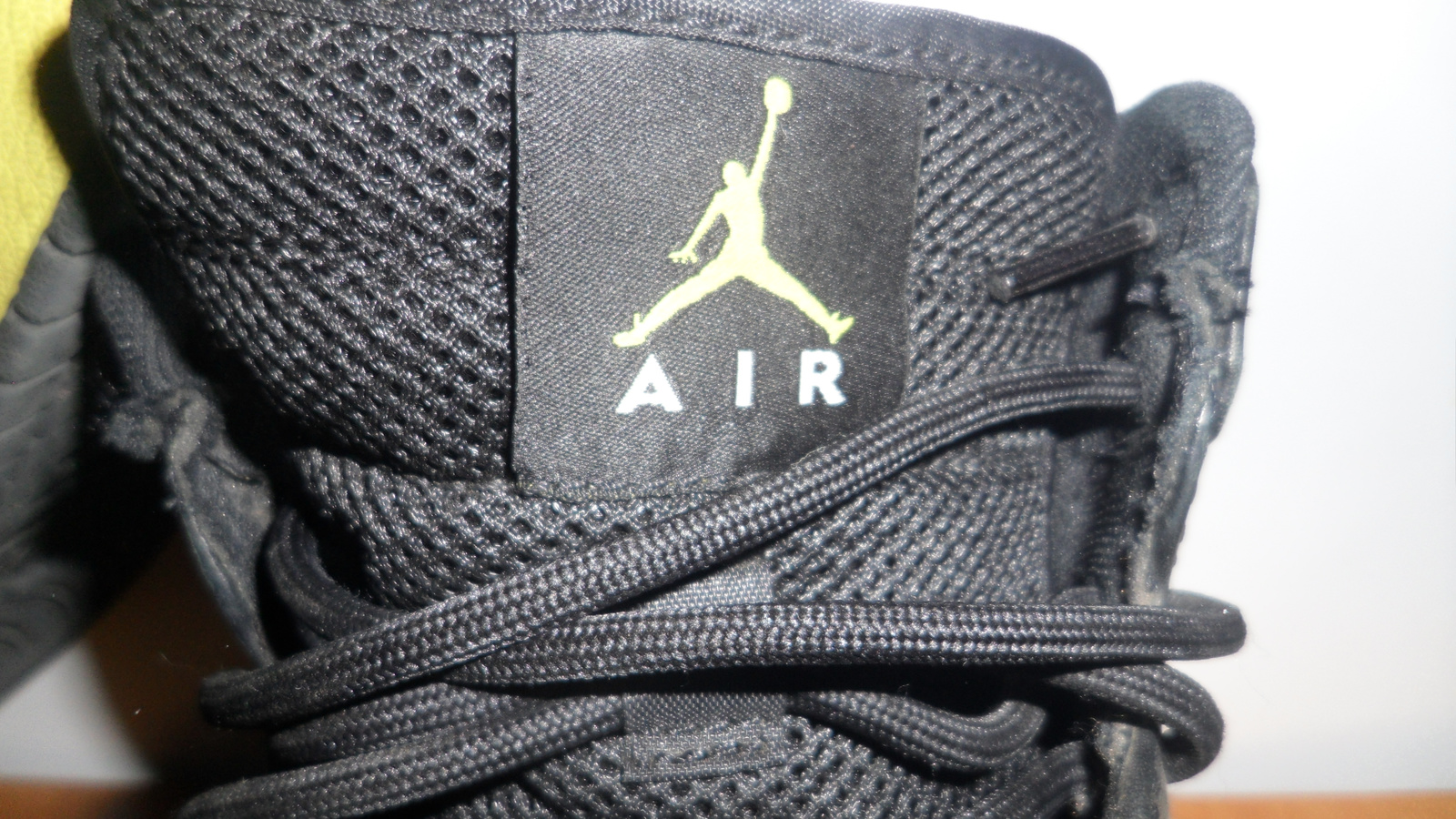 Air Jordan 1 Hi Strap – Black/Volt-Yellow