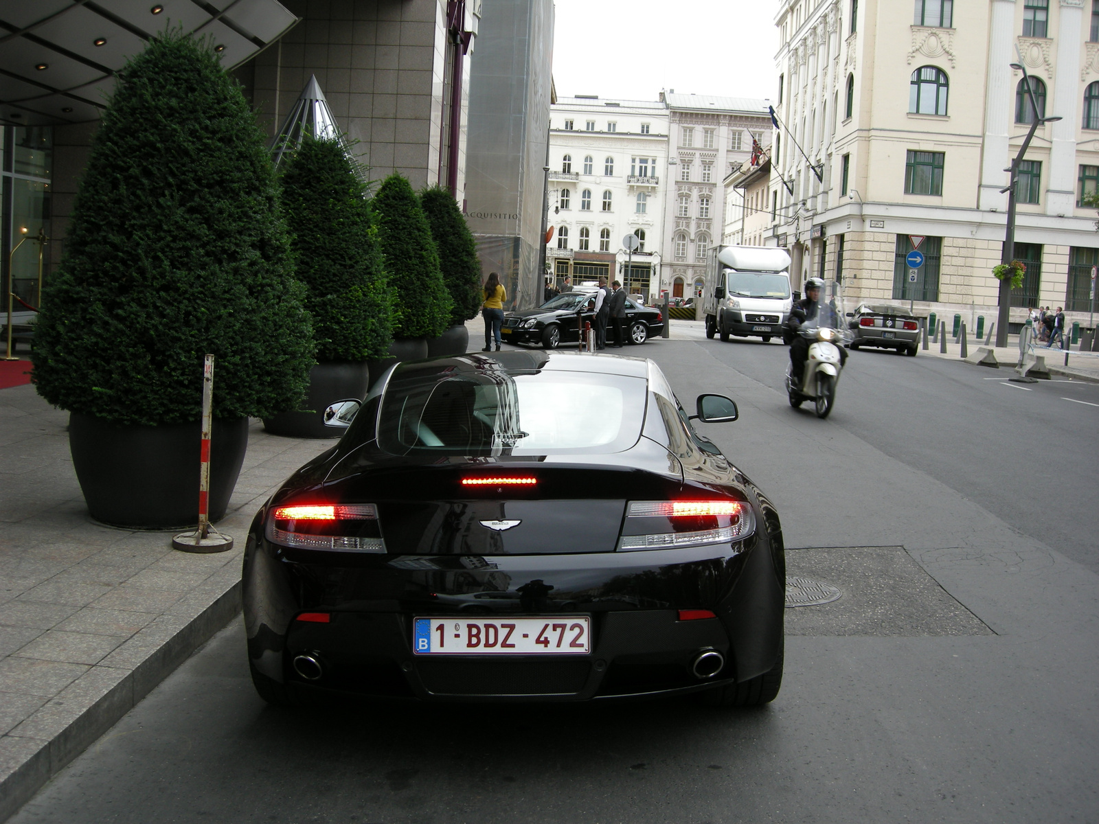 Aston Martin V8 Vantage S