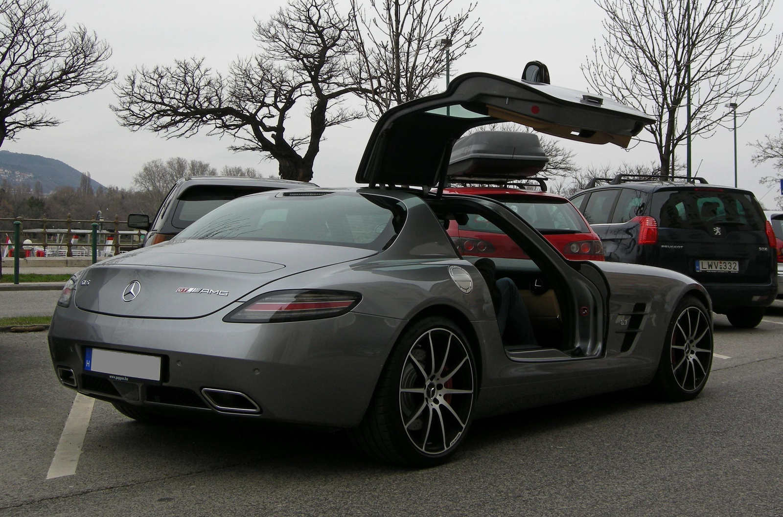 Mercedes-Benz SLS AMG GT