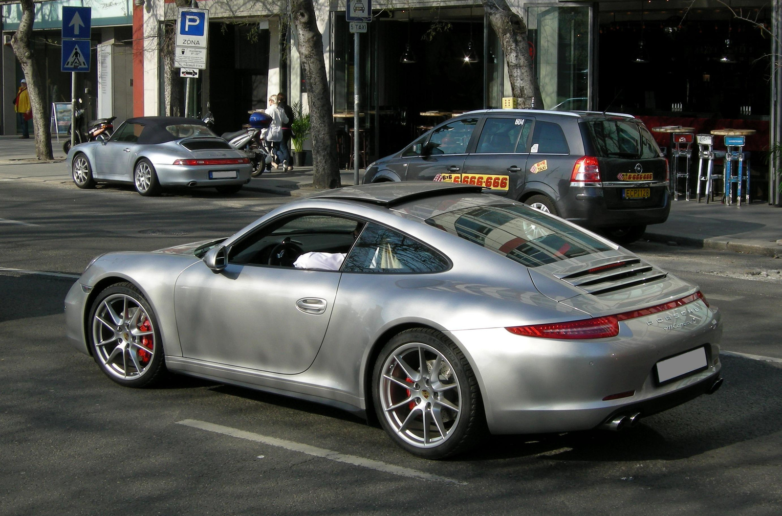 Porsche 911 Carrera 4S, Porsche 911 Carrera 4S