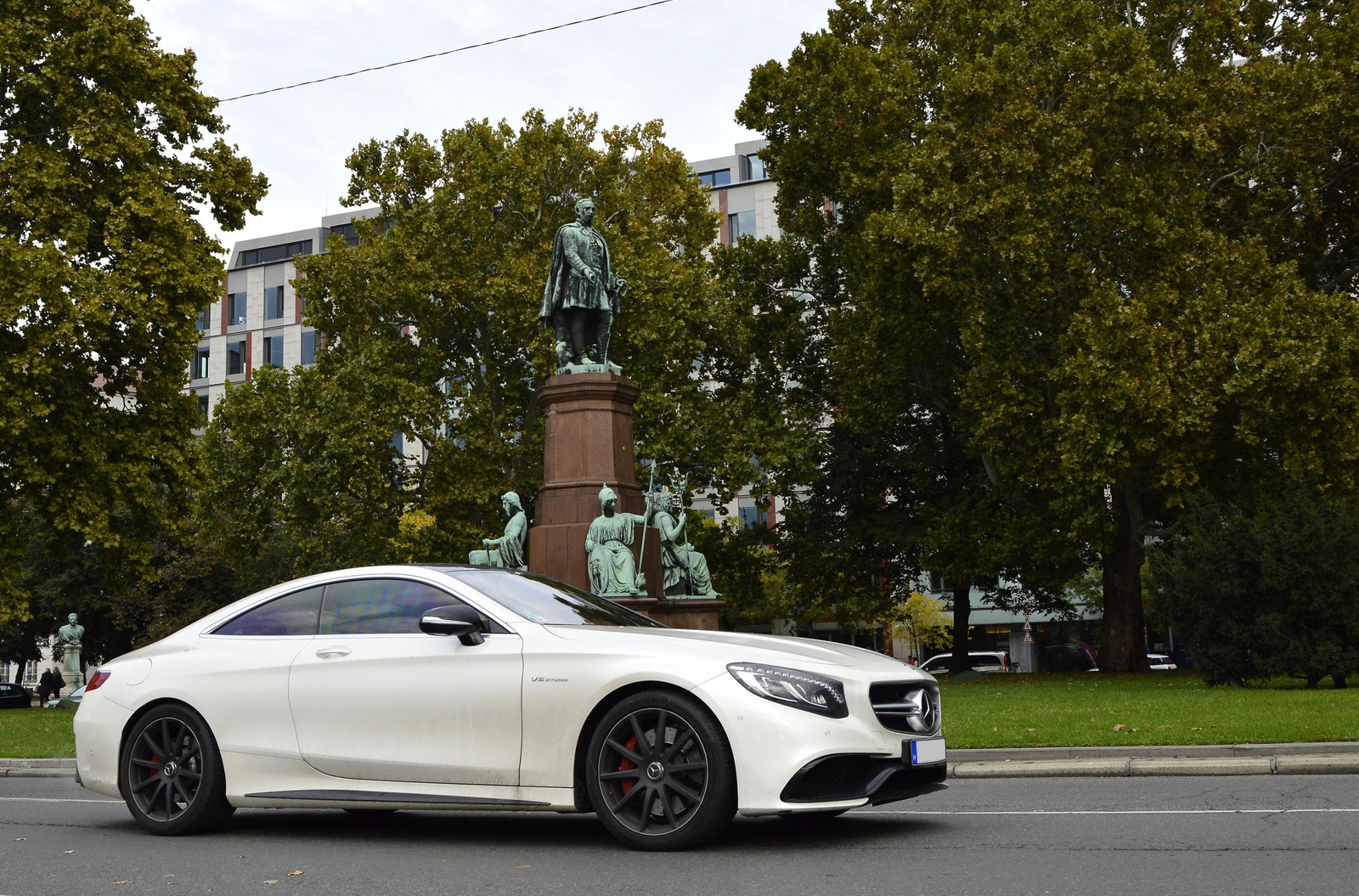 Mercedes-AMG S 63 Coupé