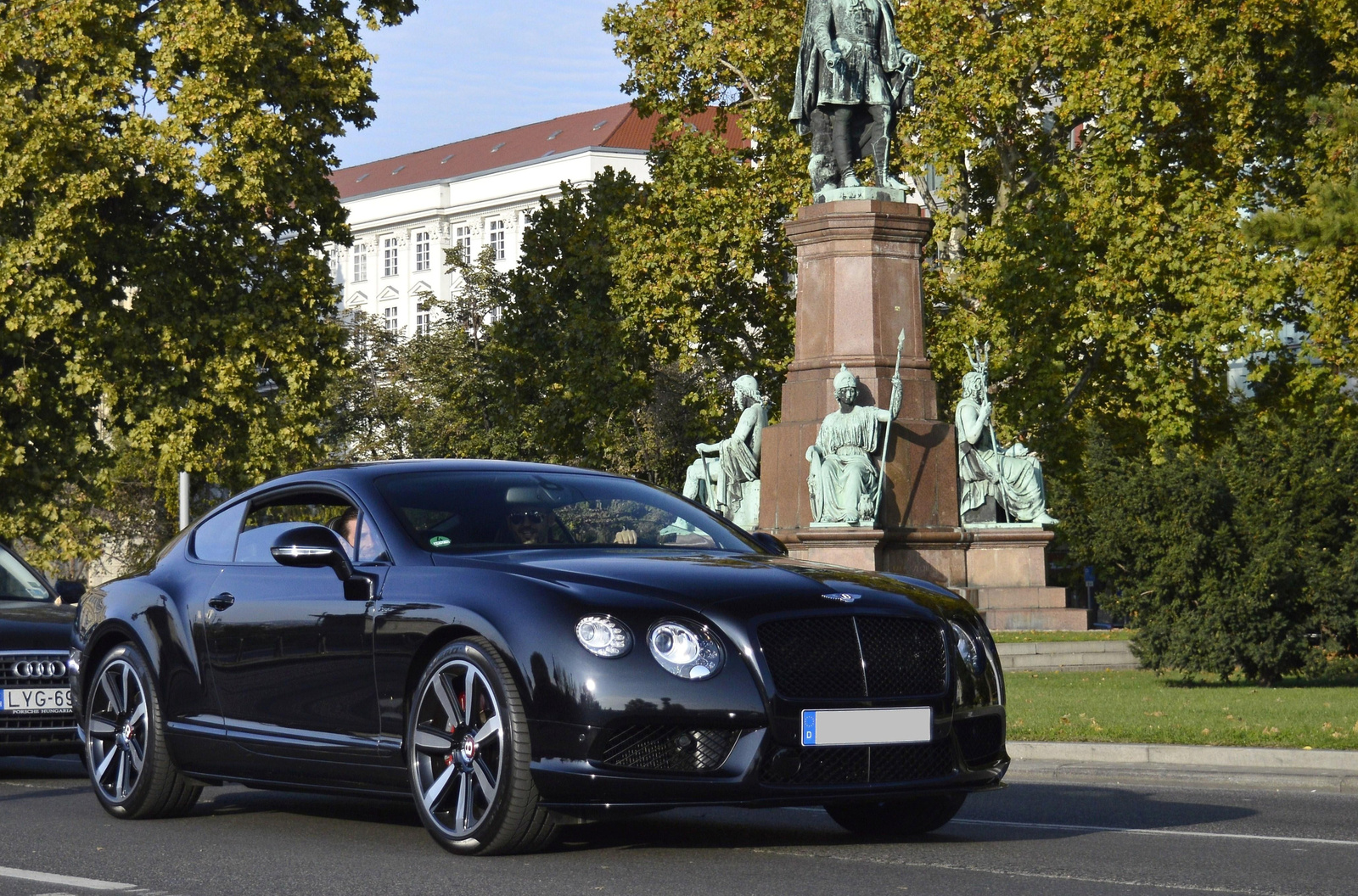 Bentley Continental GT V8 S