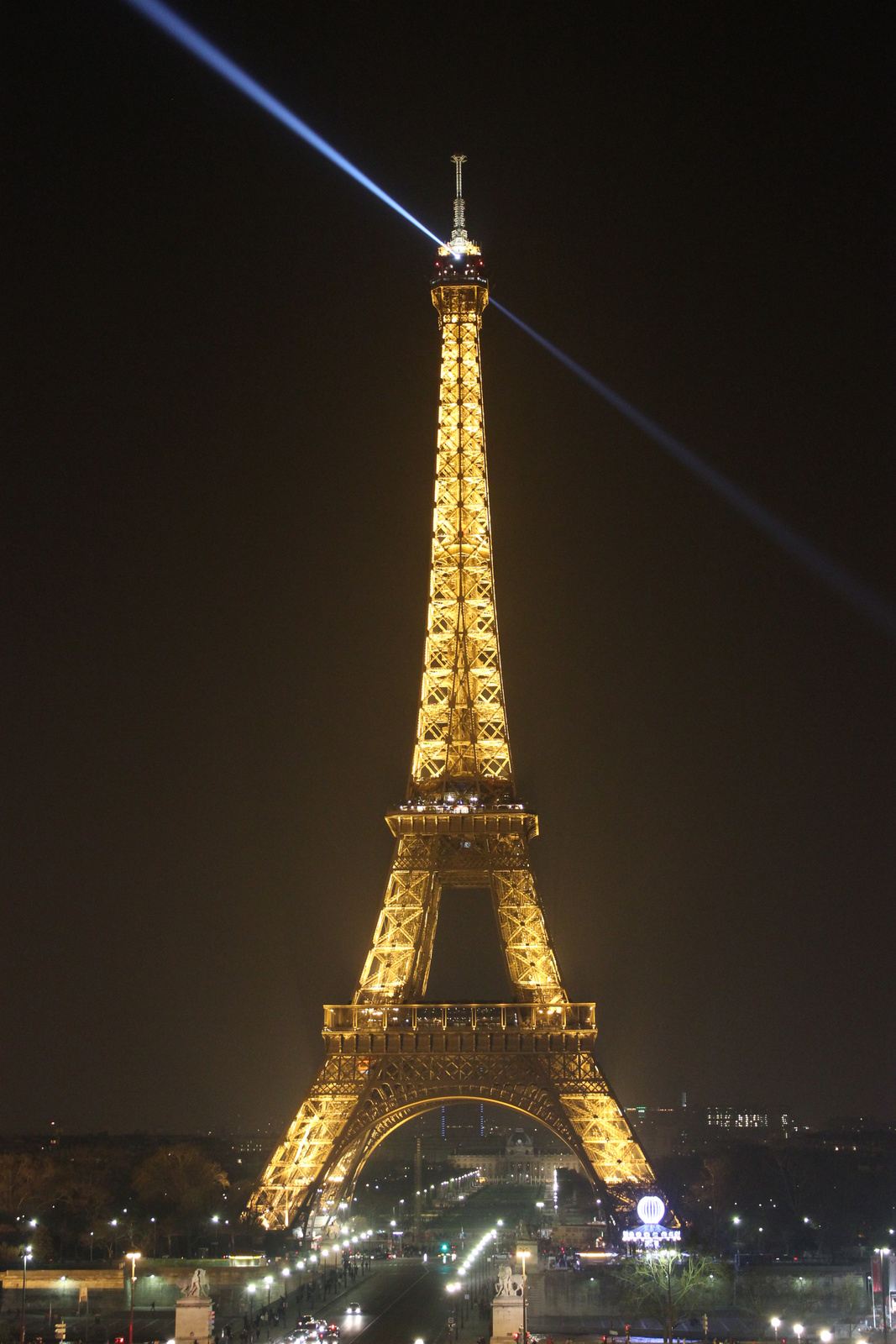 Eiffel at night 2
