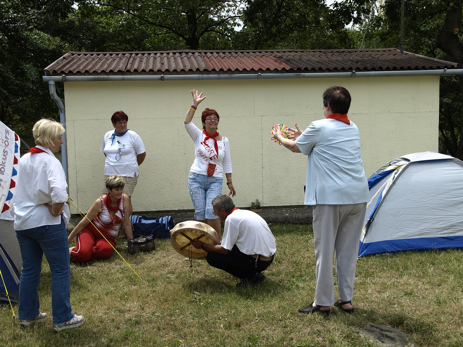 0457 Pajtások