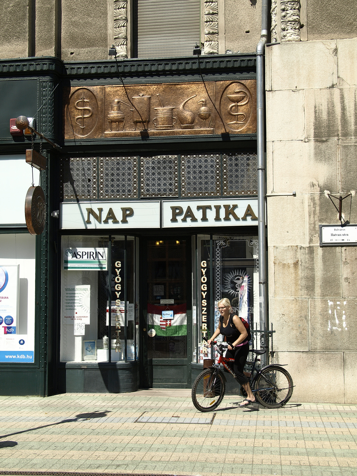 559 Nap patika