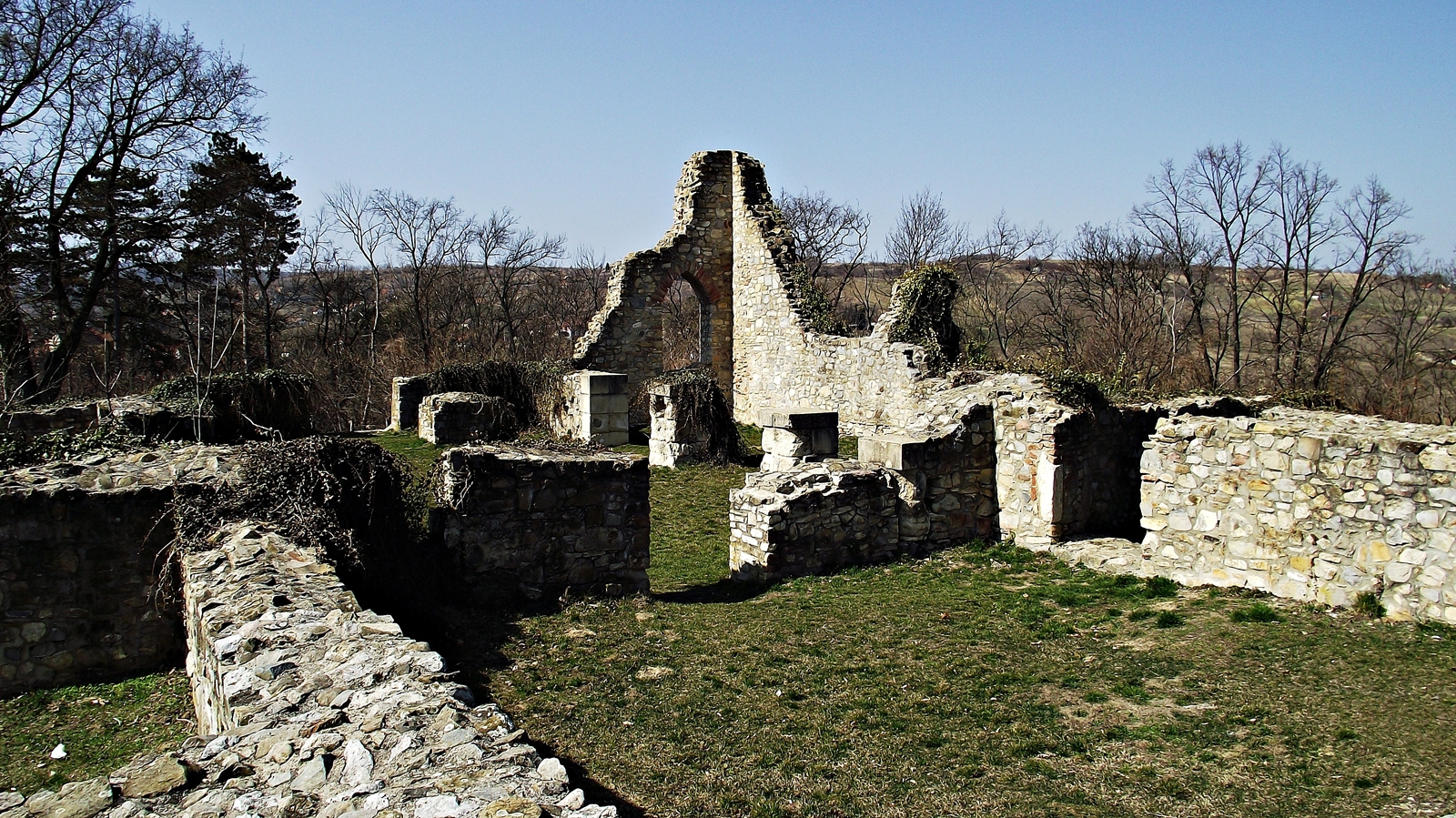 Mecseknádasd - Schlossberg várrom