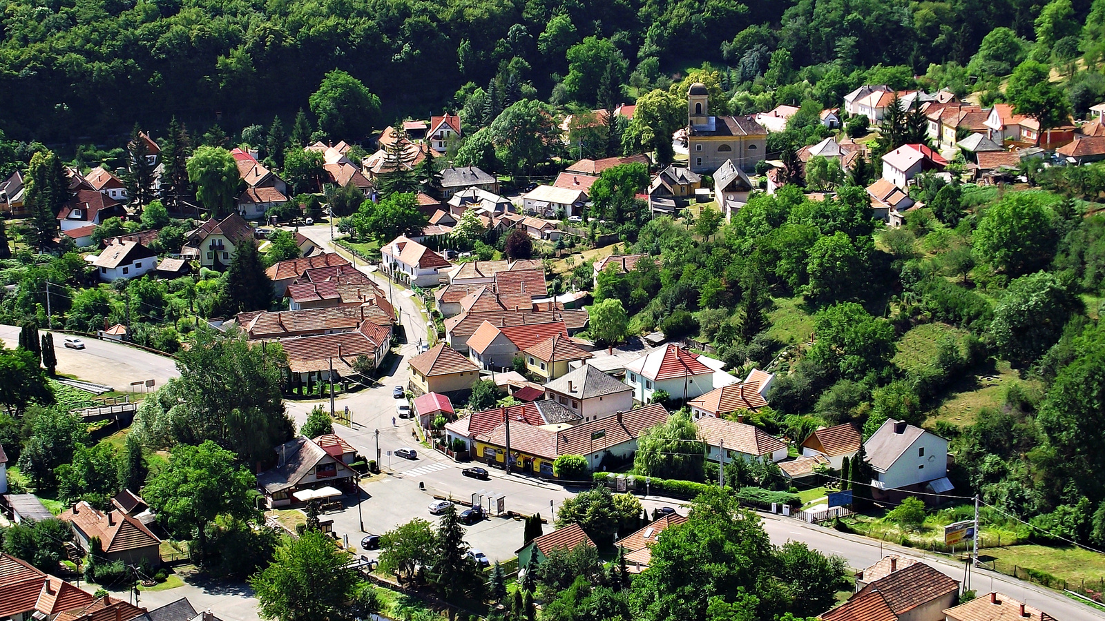 Szarvaskő látképe a várromról 11