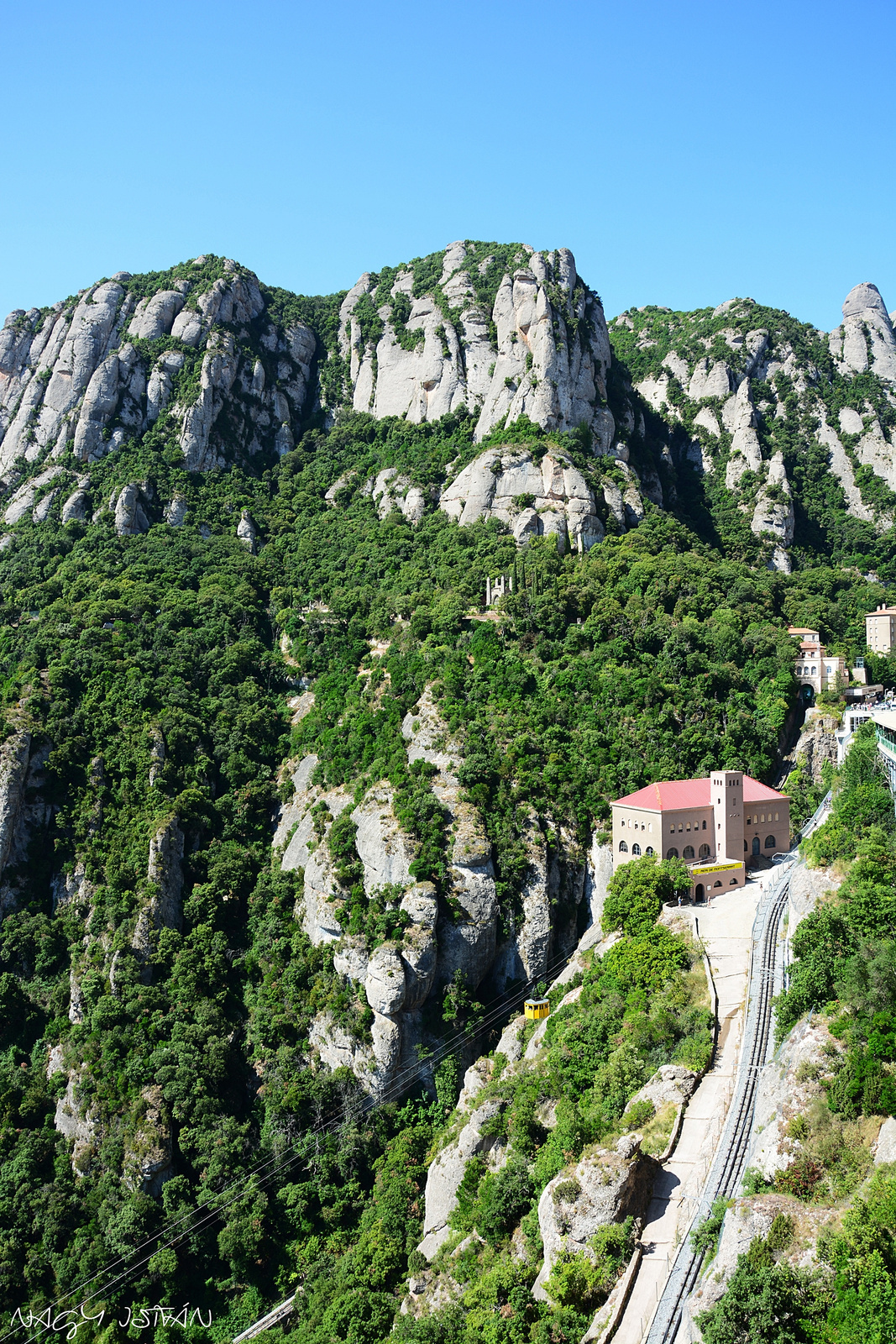 Montserrat 0012