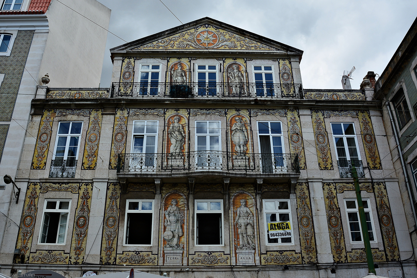 Lisszabon - Casa do Ferreira das Tabuletas 2053