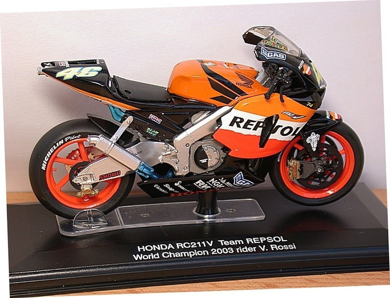 MOTOR HONDA RC211V ALITERI 1 22