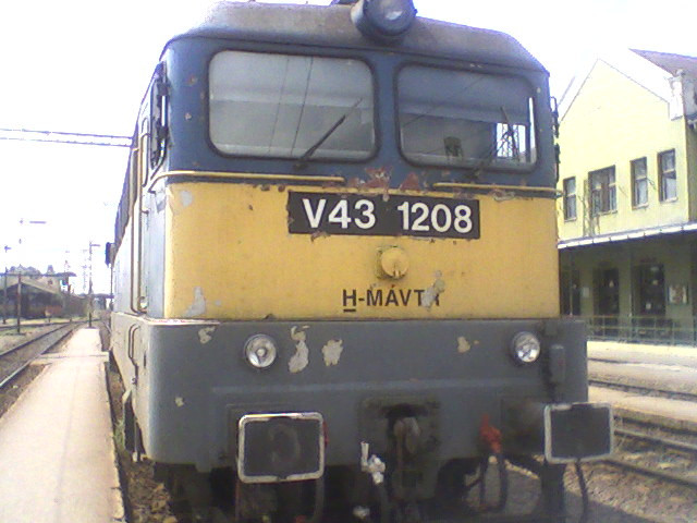 V43-1208
