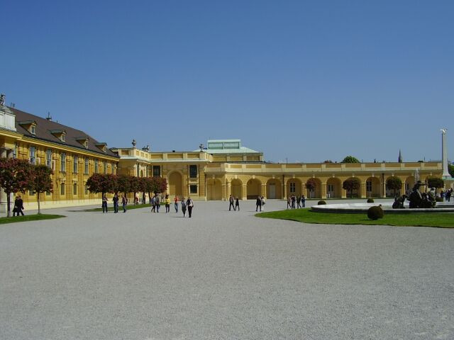 a Schönbrunni kastély előtere