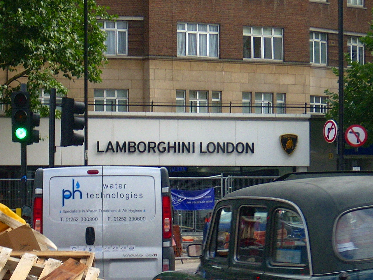 Lamborghini London