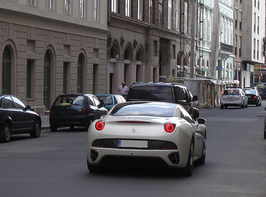 Ferrari California