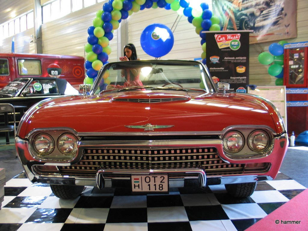 Ford Thunderbird