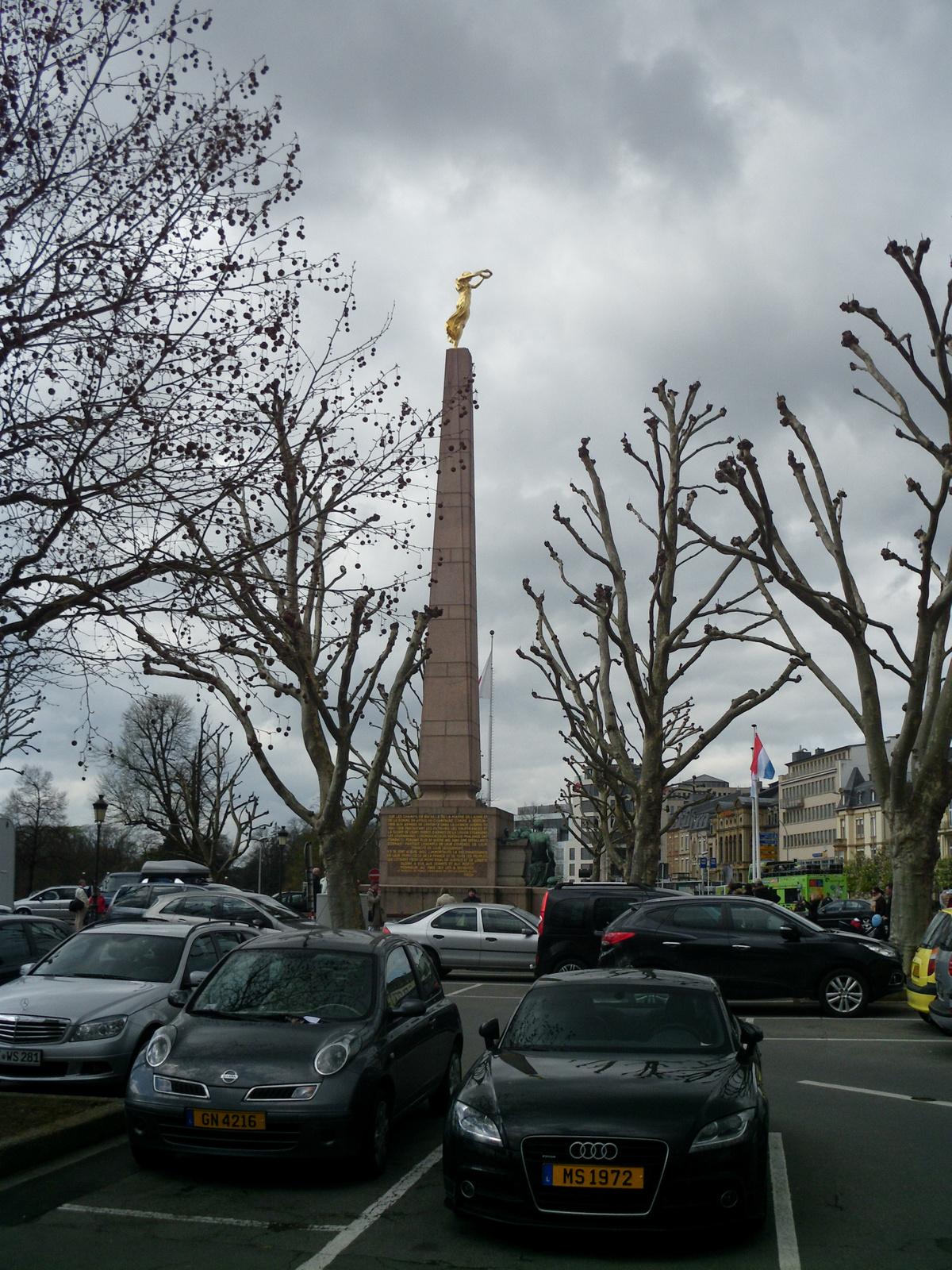 Luxemburg, Niké szobor