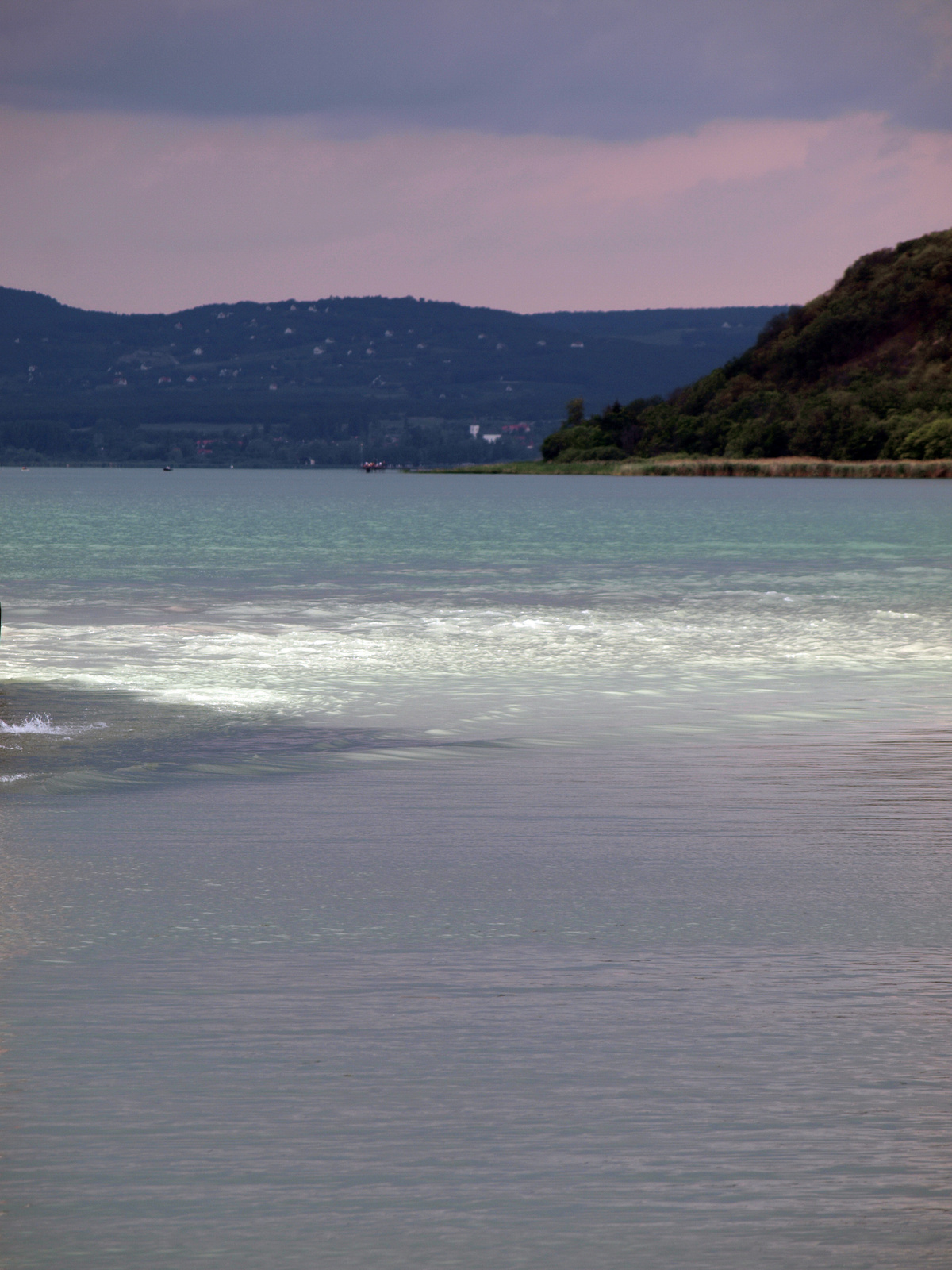 Balaton vihar előtt