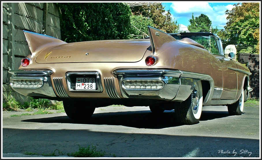 Cadillac Eldorado Biarritz