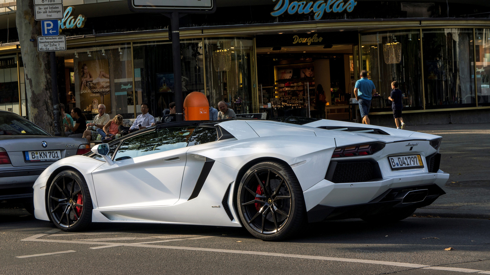 Lamborghini Aventador Roadster