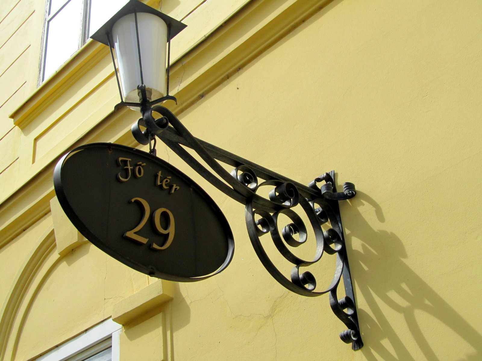 Fő tér 29, Szombathely