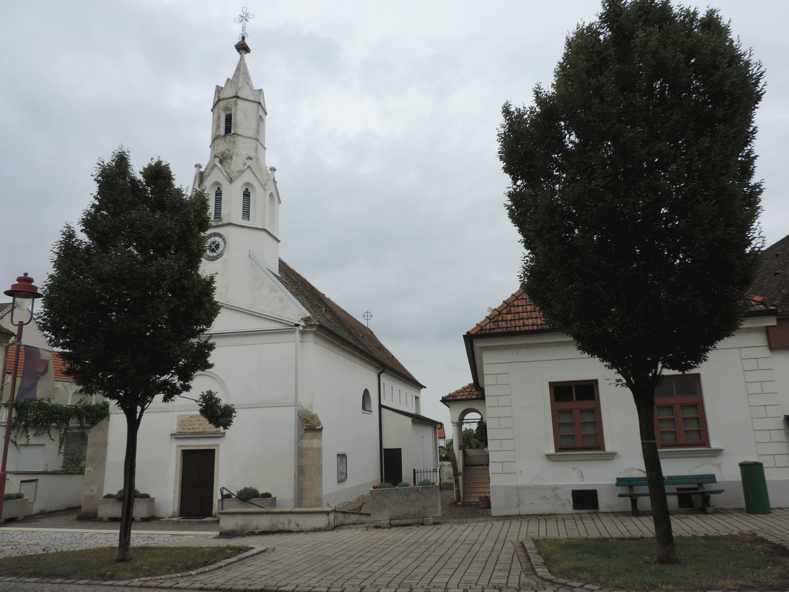 Templom, Fertőmeggyes