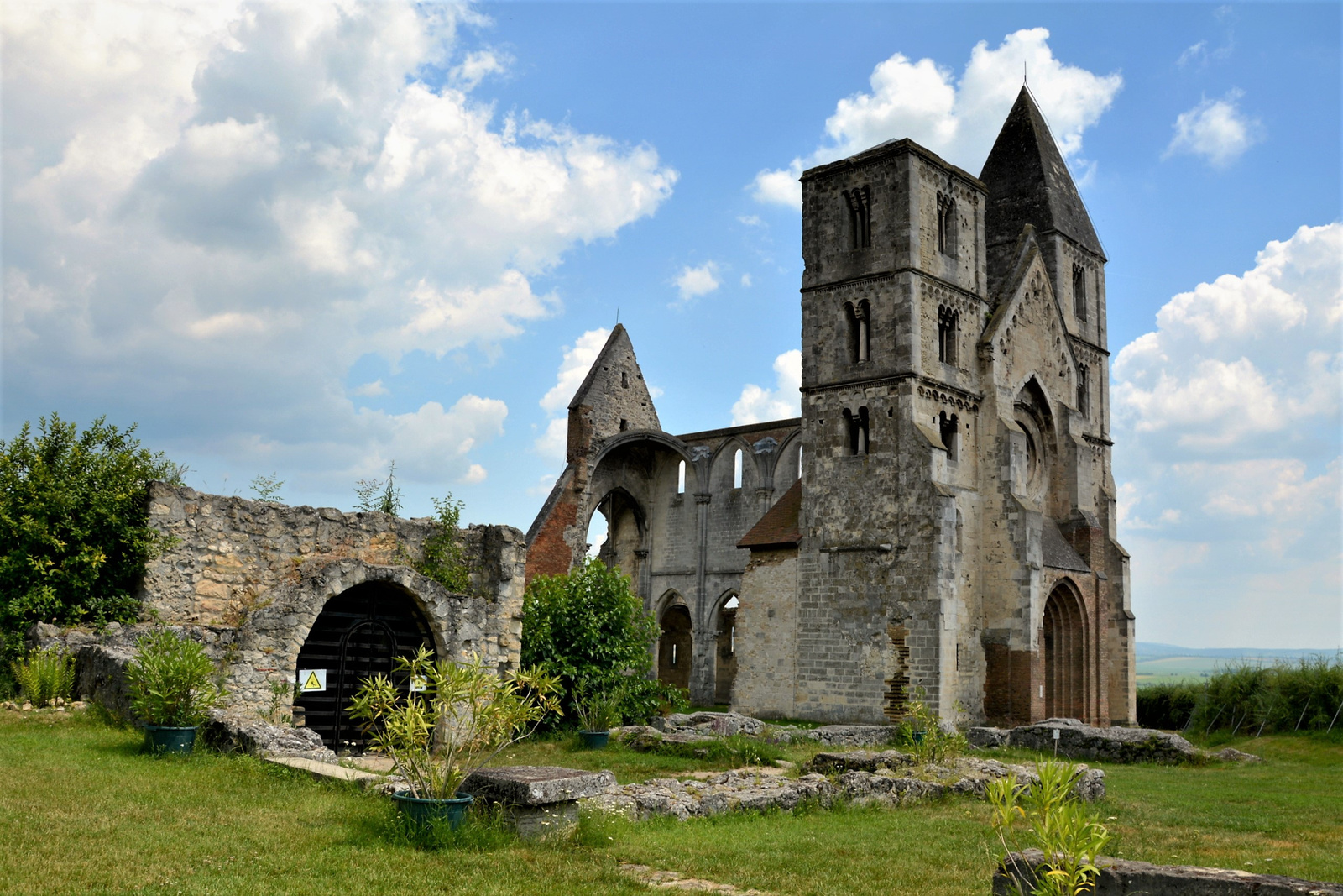 Premontrei bazilika és kolostor