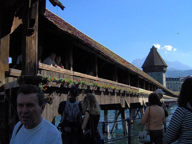 Luzern Kapelbrücke / középkori fedett fahíd