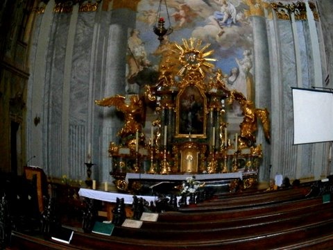 Római Katolikus templom oltár