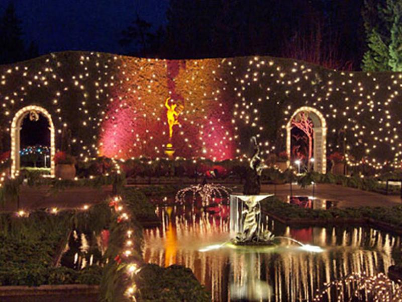 butchart gardens christmas (Medium)