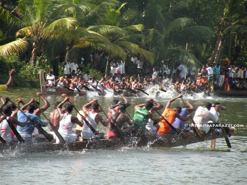 Kerala-boat-race-stills (34) (Medium)