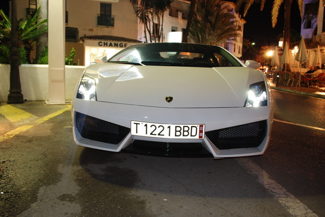 Lambo LP 560-4,25