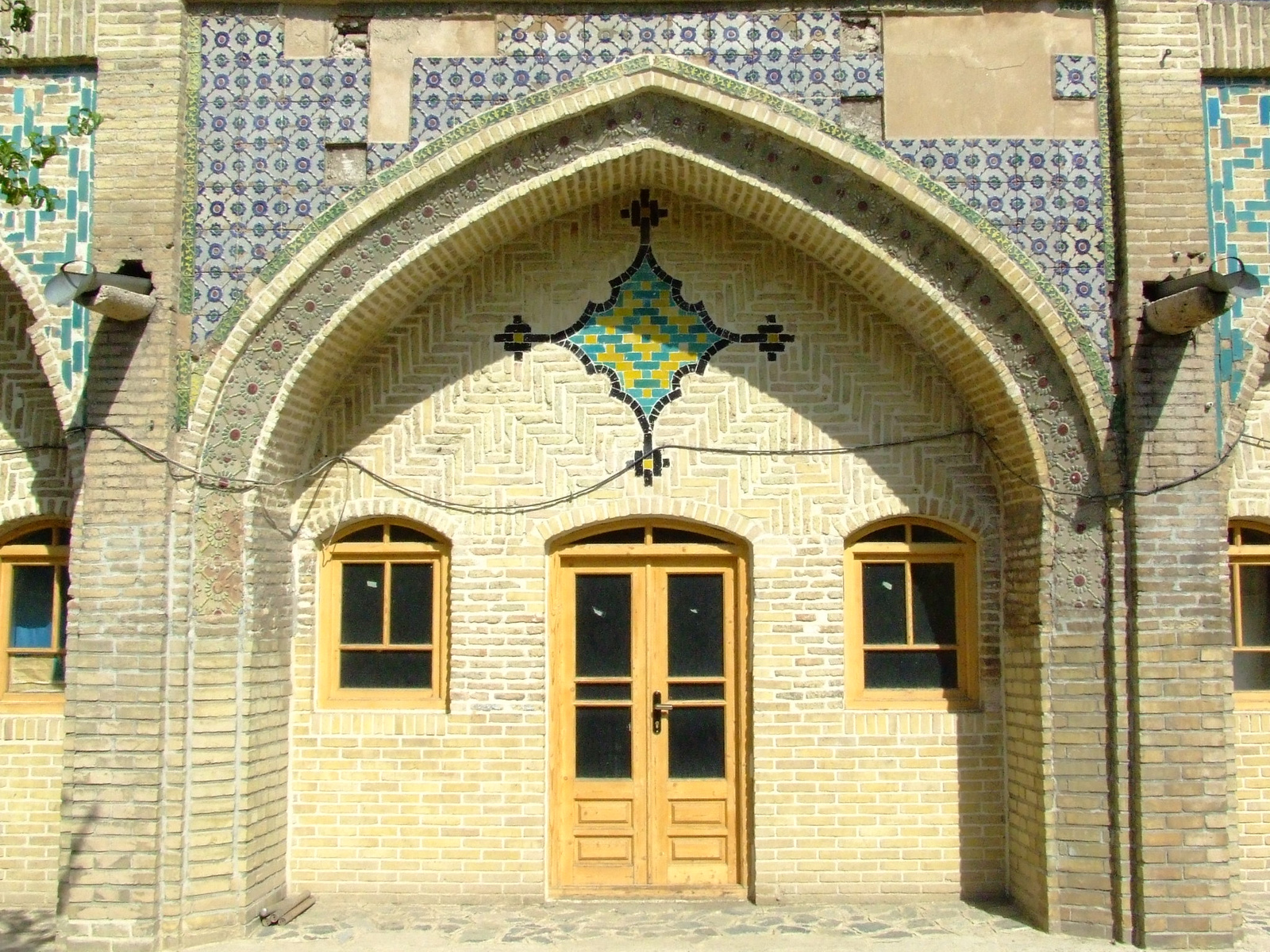 Irán 3891 Khanom mecset Zanjan