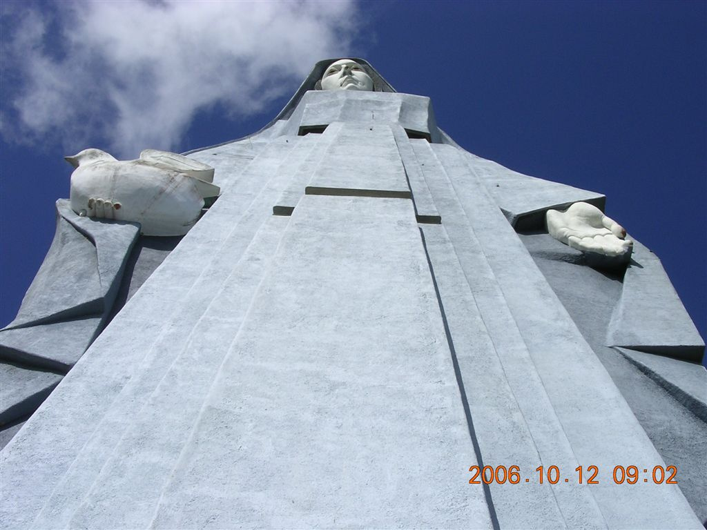 147 Trujillo - Monumento a la Virgen de la Paz