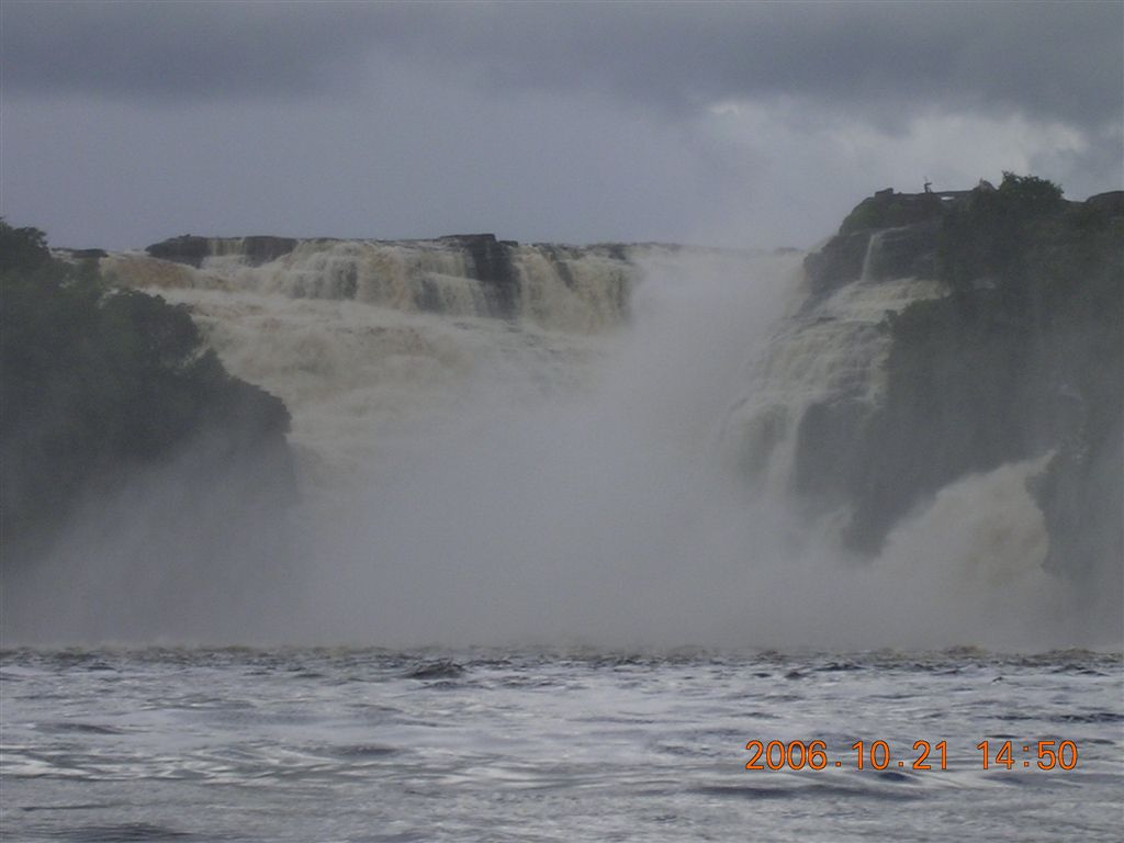 324 Canaima - Salto Golondrinas