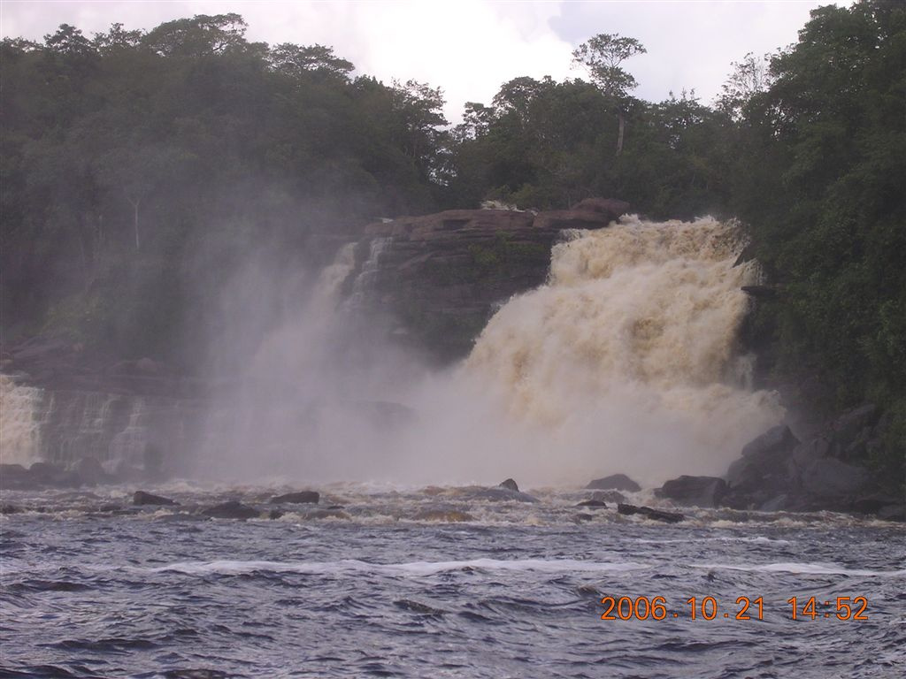 326 Canaima - Salto Ucaima