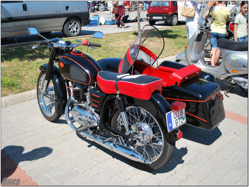 veteranmotortalalkozoveszpremelsogaca201200001