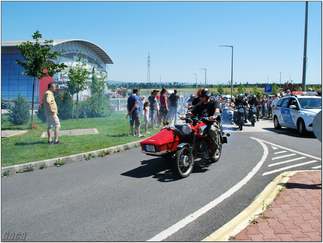 veteranmotortalalkozoveszpremelsogaca201200069