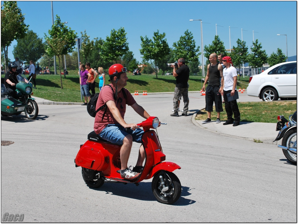 veteranmotortalalkozoveszpremelsogaca201200141