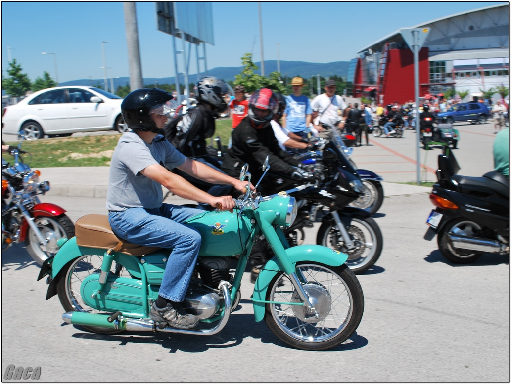 veteranmotortalalkozoveszpremelsogaca201200146