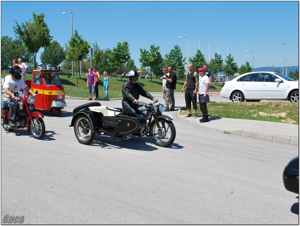 veteranmotortalalkozoveszpremelsogaca201200151