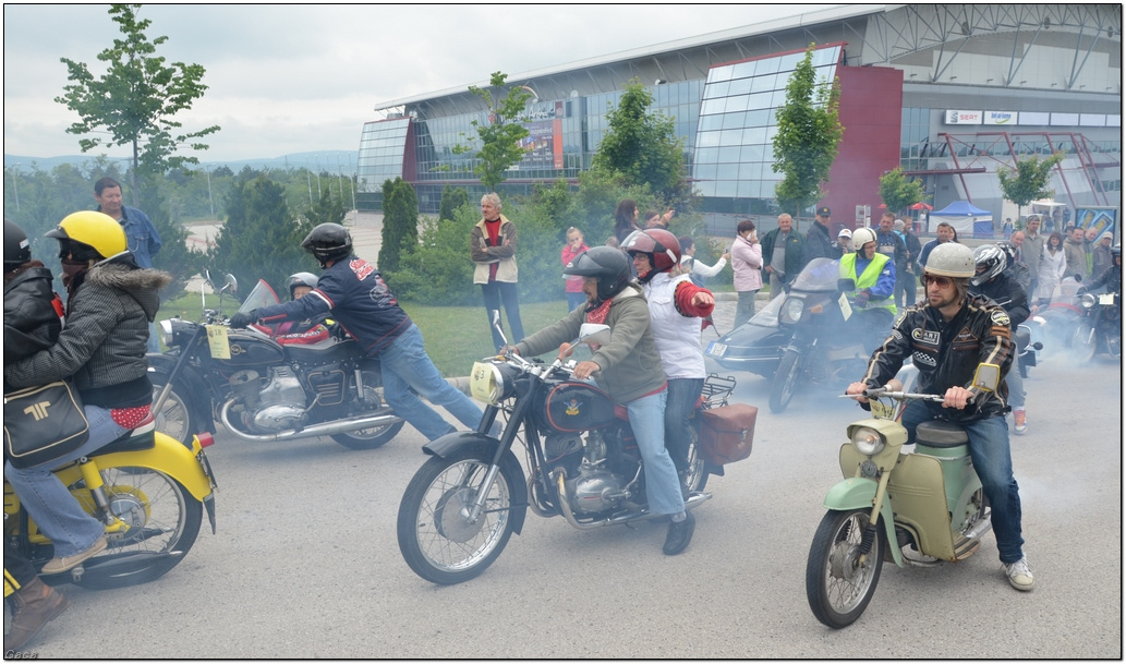 veszpremveteranmotortalakozogaca201300056