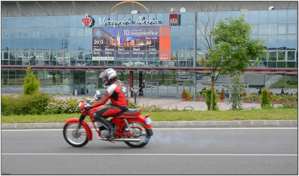 veszpremveteranmotortalakozogaca201300101