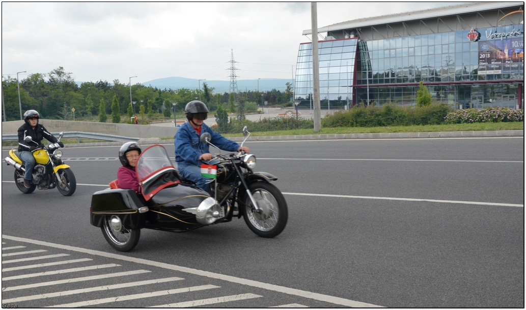 veszpremveteranmotortalakozogaca201300119