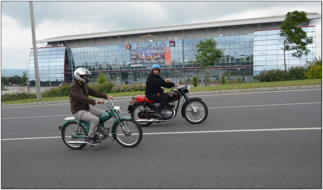 veszpremveteranmotortalakozogaca201300132