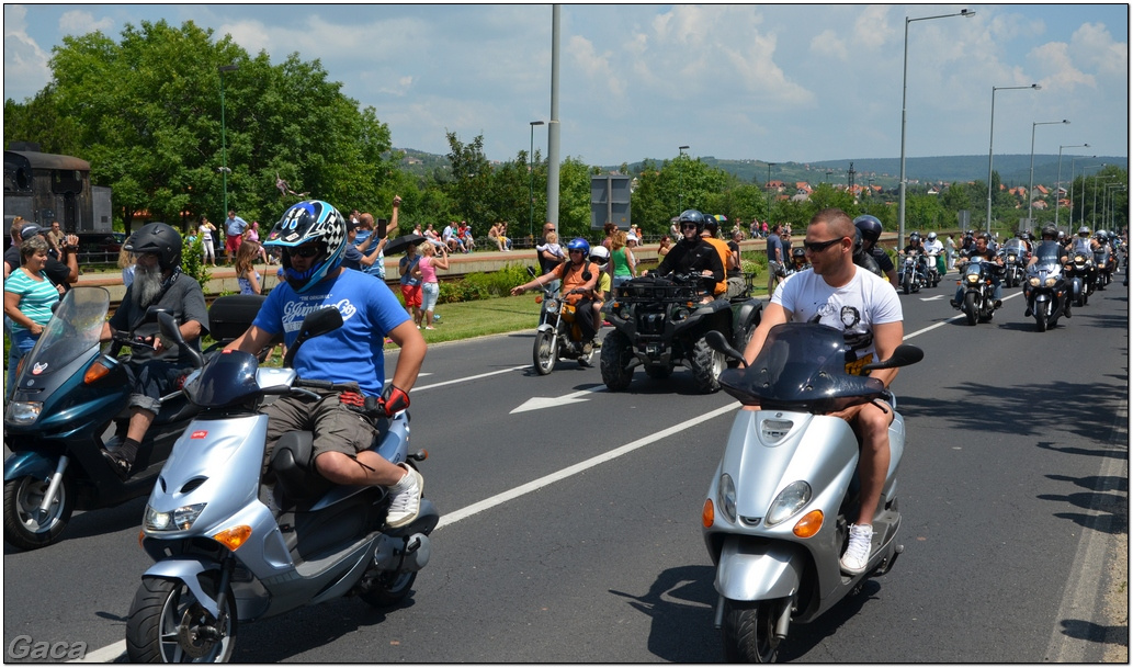 harleydavidsonopenroadfelvonulasmotorgaca201300175