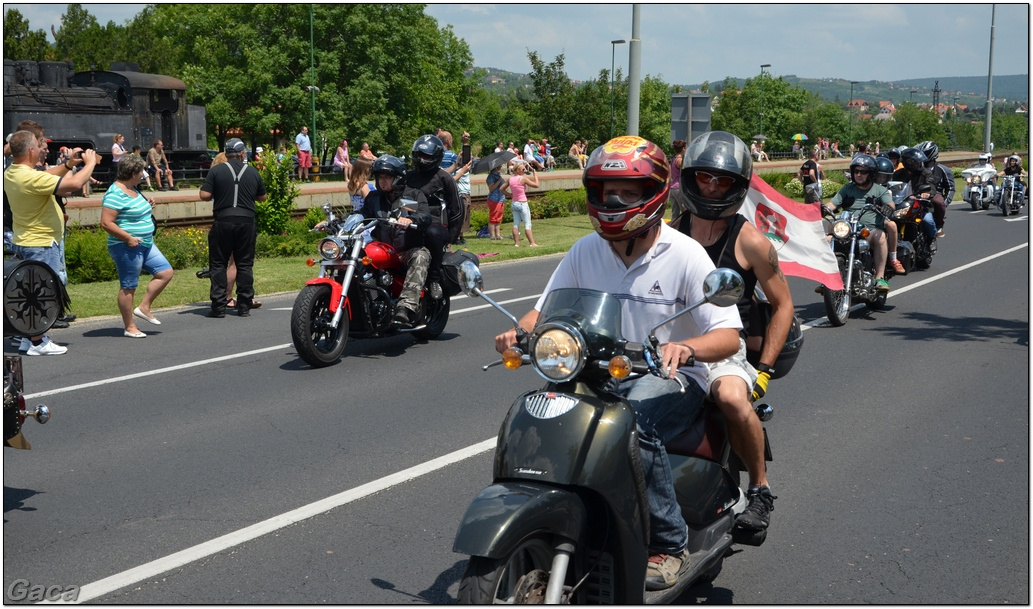 harleydavidsonopenroadfelvonulasmotorgaca201300194