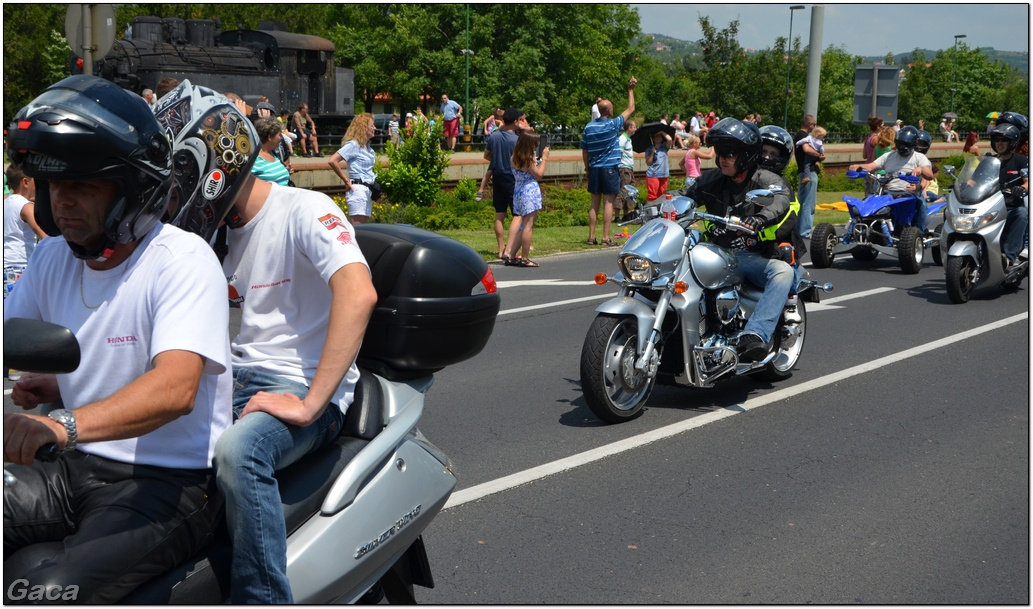 harleydavidsonopenroadfelvonulasmotorgaca201300234